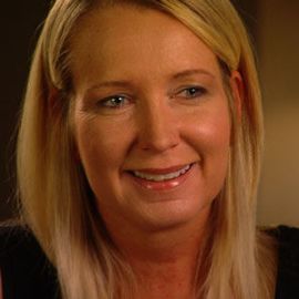 Liz Seccuro Headshot