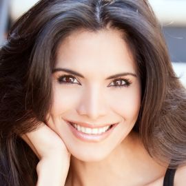 Joyce Giraud Headshot