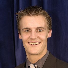 Hugh Evans Headshot