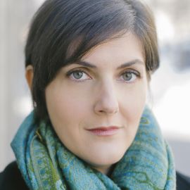 Erika Swyler Headshot