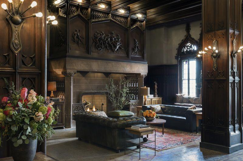 The Coziest Bars In Chicago