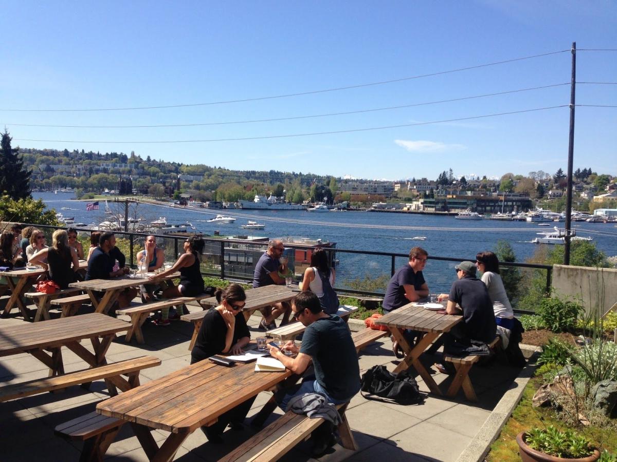 Seattle's Best Outdoor Bars